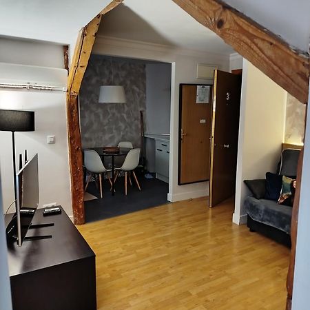 Hostal Santa Ana Colors Madrid Ngoại thất bức ảnh