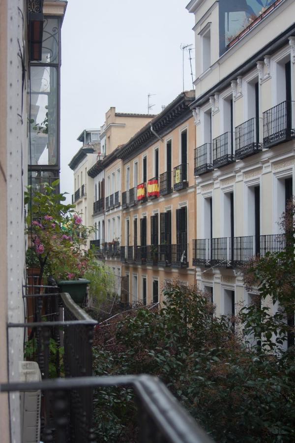 Hostal Santa Ana Colors Madrid Ngoại thất bức ảnh