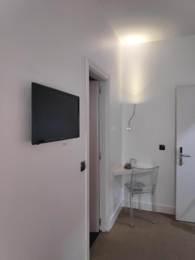 Hostal Santa Ana Colors Madrid Ngoại thất bức ảnh