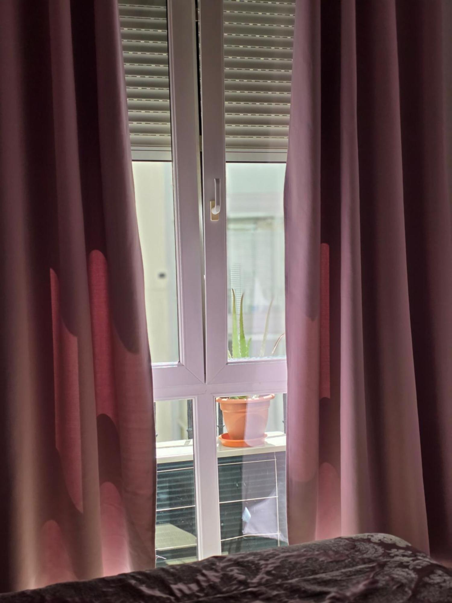 Hostal Santa Ana Colors Madrid Ngoại thất bức ảnh